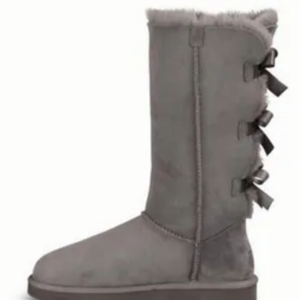 Ugg Australia Women Tall Bailey Bow Trip back Leather Sheepskin Boots shoes sz 6